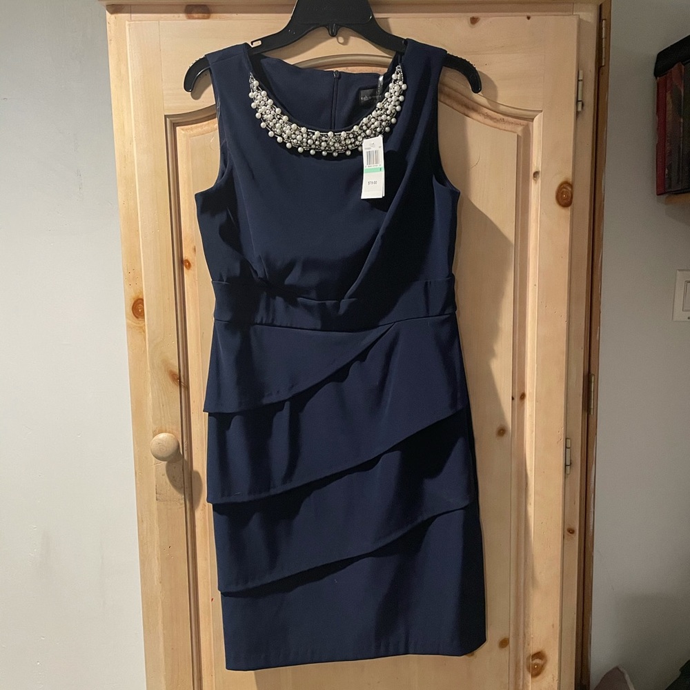 Women’s size 8 Connect Apparel dress. New w/tags